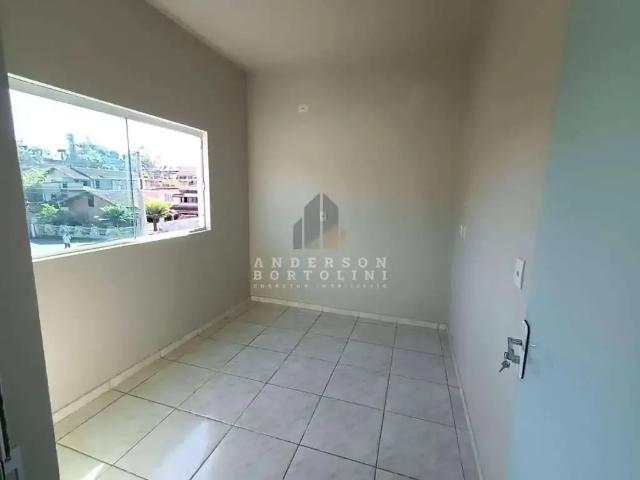 Casa / Sobrado para Locação em Jaraguá do Sul/SC Vila Lenzi 2 Quartos