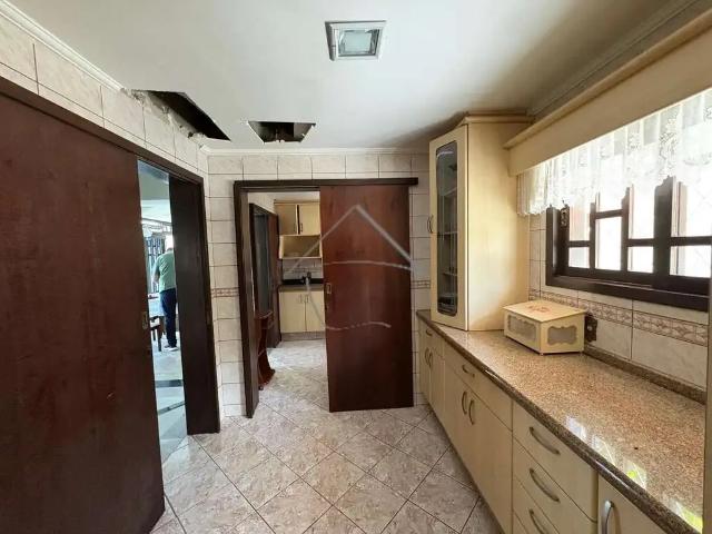 Casa / Sobrado para Locação em Jaraguá do Sul/SC Centro 4 Quartos