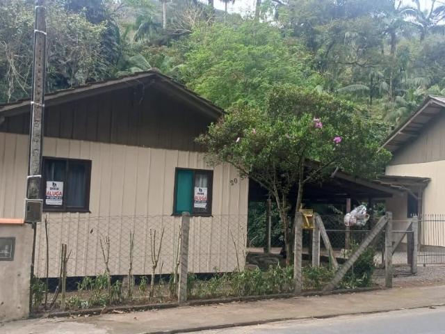 Casa / Sobrado para Locação em Jaraguá do Sul/SC Rio Molha 2 Quartos