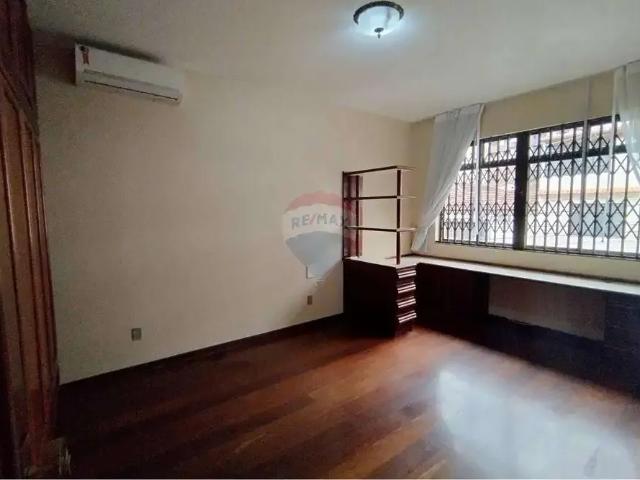 Casa / Sobrado para Locação em Juiz de Fora/MG Centro 3 Quartos