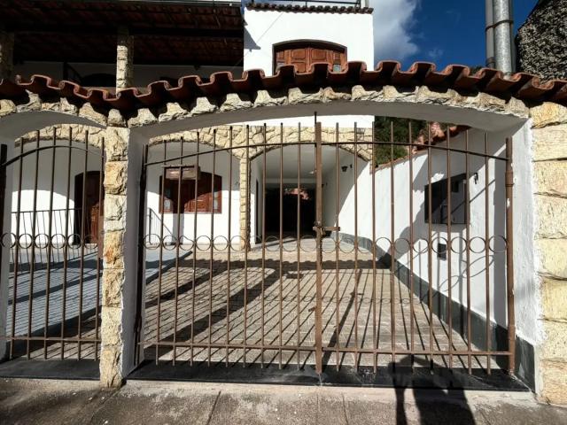 Casa / Sobrado para Locação em Juiz de Fora/MG Cidade do Sol 2 Quartos