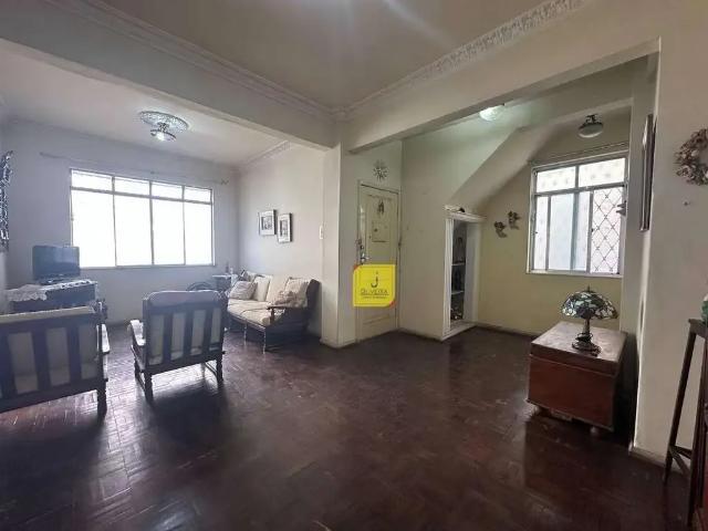 Casa / Sobrado para Locação em Juiz de Fora/MG Granbery 3 Quartos