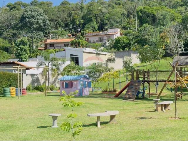 Casa / Sobrado para Locação em Juiz de Fora/MG Ipiranga 5 Quartos