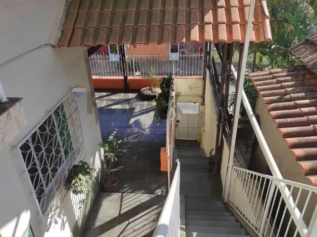 Casa / Sobrado para Locação em Juiz de Fora/MG Jardim Glória 4 Quartos