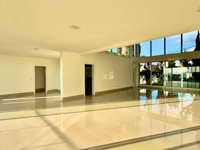 Casa / Sobrado para Locação em Juiz de Fora/MG Spina Ville II 3 Quartos