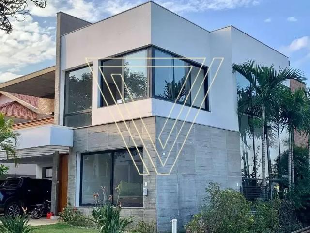 Casa / Sobrado para Locação em Jundiaí/SP Medeiros 4 Quartos