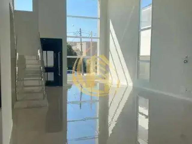 Casa / Sobrado para Locação em Jundiaí/SP Medeiros 4 Quartos