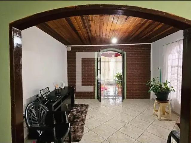 Casa / Sobrado para Locação em Jundiaí/SP Colônia 3 Quartos