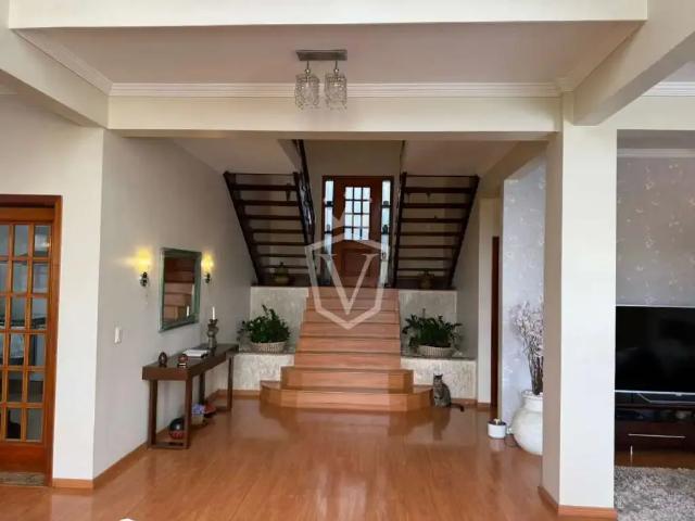 Casa / Sobrado para Locação em Jundiaí/SP Jardim das Samambaias 5 Quartos