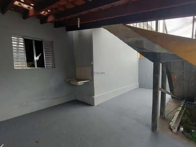 Casa / Sobrado para Locação em Jundiaí/SP Jardim do Lago 2 Quartos