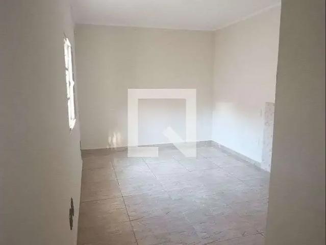 Casa / Sobrado para Locação em Jundiaí/SP Jardim do Lago 2 Quartos