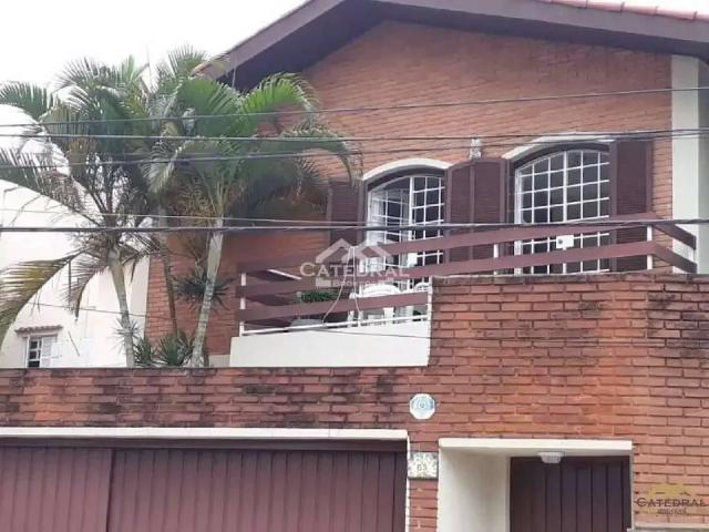 Casa / Sobrado para Locação em Jundiaí/SP Jardim Messina 3 Quartos