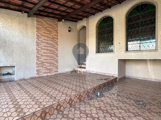 Casa / Sobrado para Locação em Jundiaí/SP Jardim Messina 6 Quartos