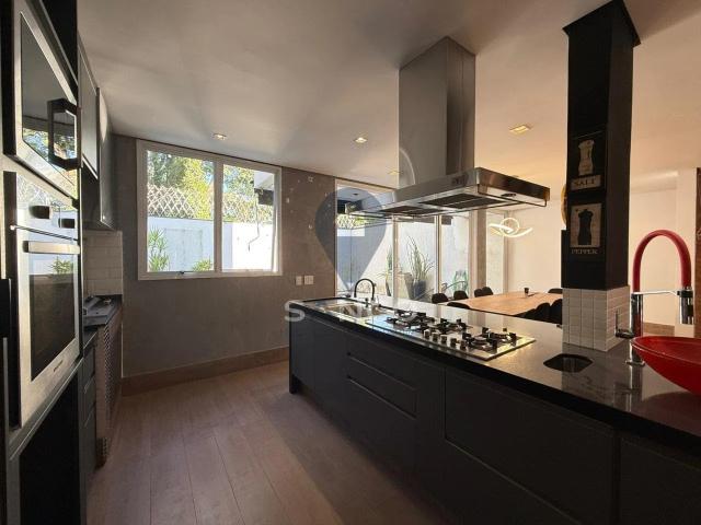 Casa / Sobrado para Locação em Jundiaí/SP Jardim Novo Mundo 4 Quartos