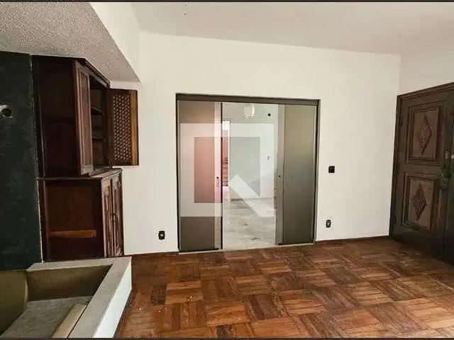 Casa / Sobrado para Locação em Jundiaí/SP Parque do Colégio 4 Quartos