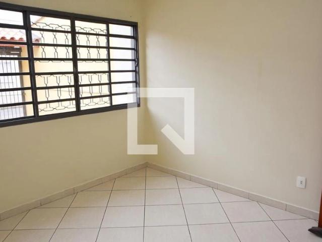 Casa / Sobrado para Locação em Jundiaí/SP Vianelo Bonfiglioli 2 Quartos