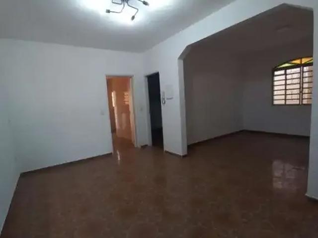 Casa / Sobrado para Locação em Jundiaí/SP Vila Arens II 2 Quartos