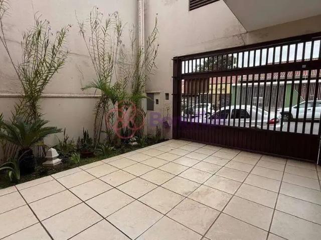 Casa / Sobrado para Locação em Jundiaí/SP Vila Guarani 6 Quartos