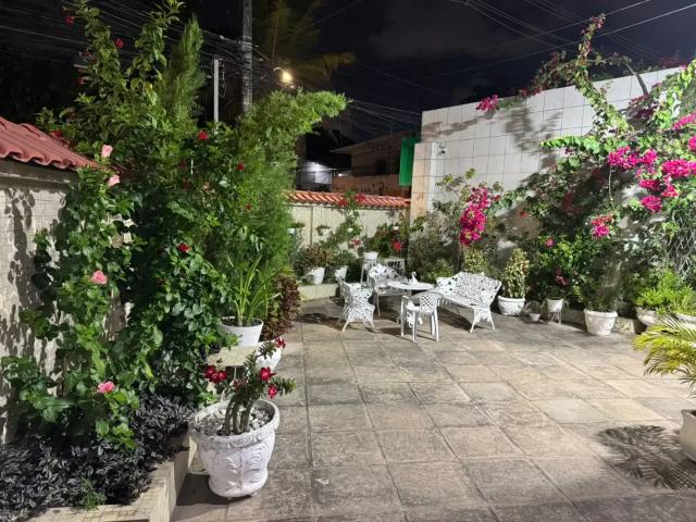 Casa / Sobrado para Locação em Olinda/PE Rio Doce 5 Quartos
