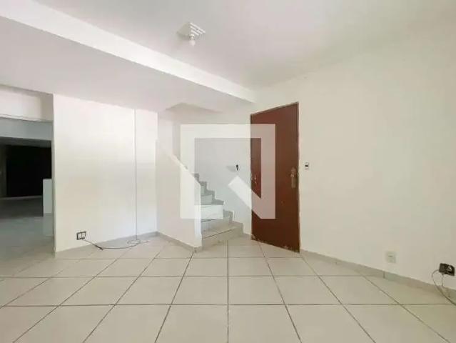Casa / Sobrado para Locação em Osasco/SP Cidade das Flores 2 Quartos