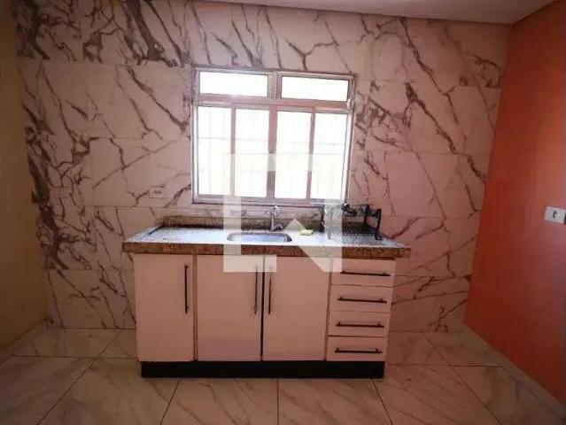 Casa / Sobrado para Locação em Osasco/SP Ayrosa 2 Quartos
