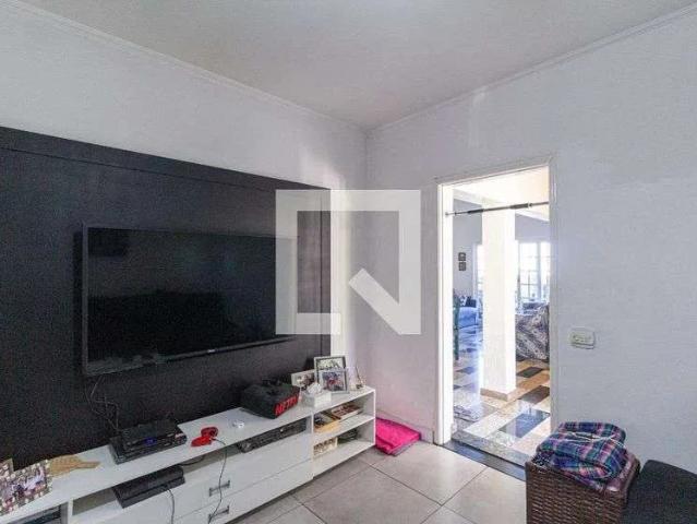 Casa / Sobrado para Locação em Osasco/SP Bela Vista 4 Quartos