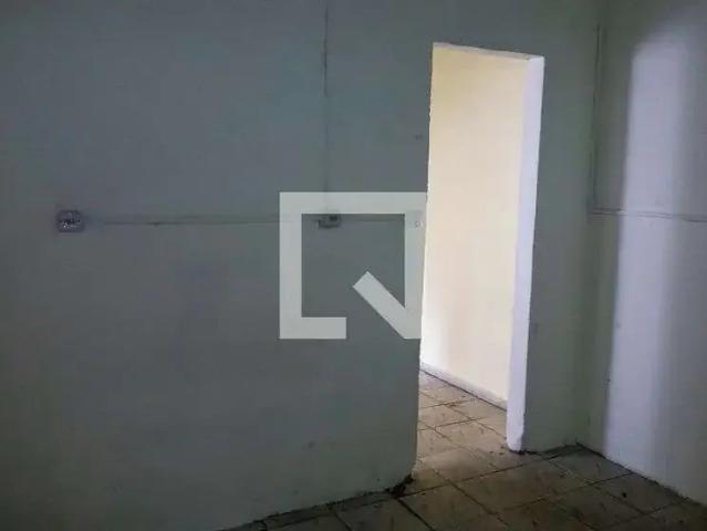 Casa / Sobrado para Locação em Osasco/SP Helena Maria 1 Quartos