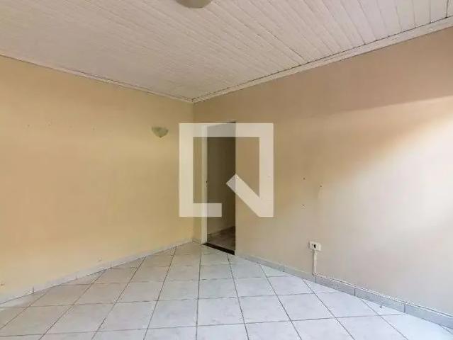 Casa / Sobrado para Locação em Osasco/SP Jardim das Flores 1 Quartos
