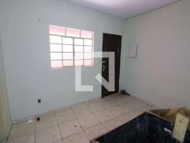 Casa / Sobrado para Locação em Osasco/SP Novo Osasco 6 Quartos