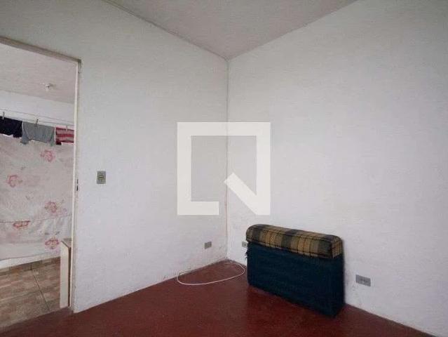 Casa / Sobrado para Locação em Osasco/SP São Pedro 1 Quartos