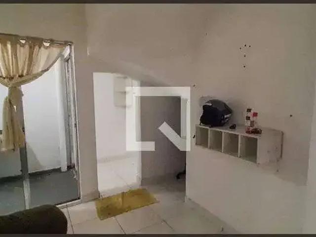 Casa / Sobrado para Locação em Osasco/SP Santa Maria 2 Quartos