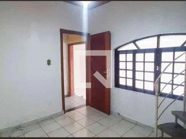 Casa / Sobrado para Locação em Osasco/SP Padroeira 2 Quartos
