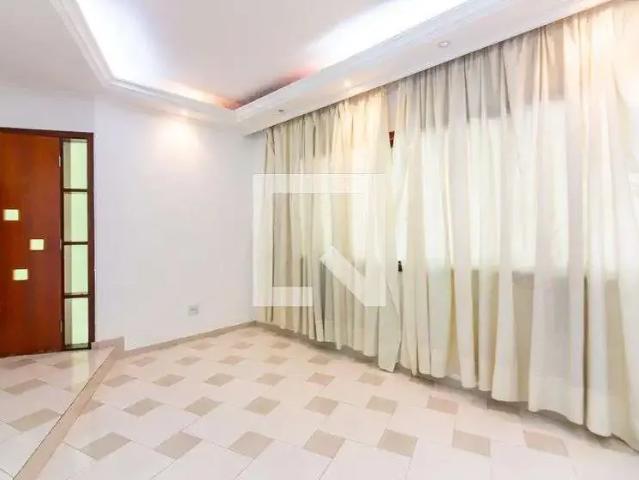 Casa / Sobrado para Locação em Osasco/SP Quitaúna 3 Quartos