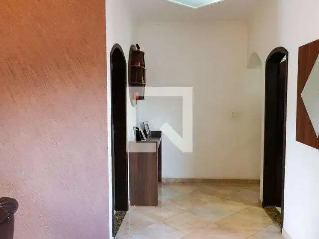 Casa / Sobrado para Locação em Osasco/SP Três Montanhas 3 Quartos