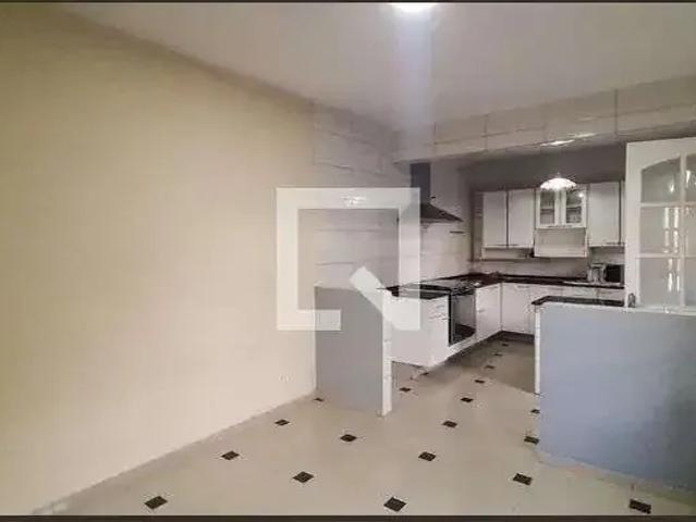 Casa / Sobrado para Locação em Osasco/SP Veloso 2 Quartos