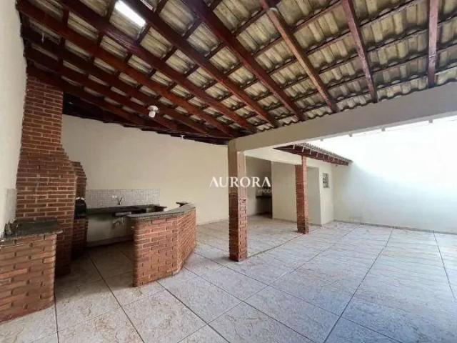 Casa / Sobrado para Locação em Londrina/PR Universitário 3 Quartos