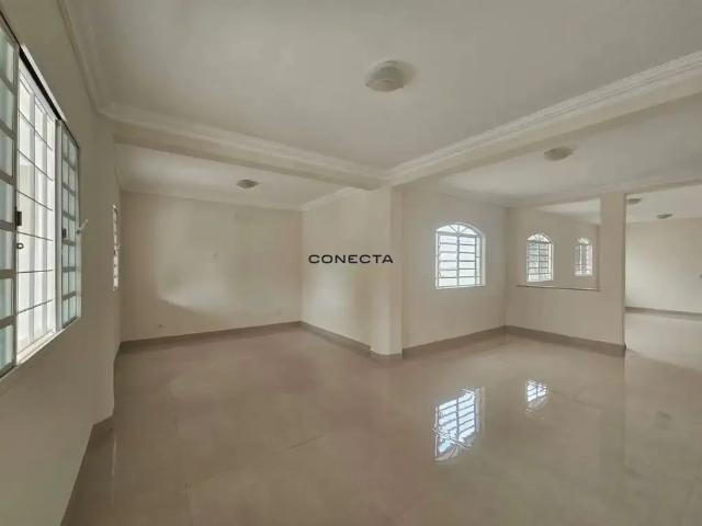 Casa / Sobrado para Locação em Londrina/PR Universitário 3 Quartos