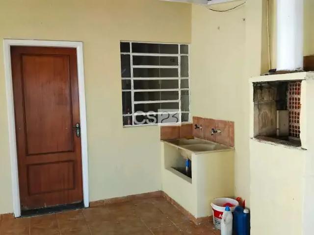 Casa / Sobrado para Locação em Londrina/PR Aurora 3 Quartos