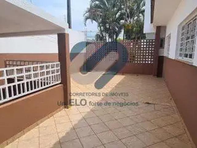 Casa / Sobrado para Locação em Londrina/PR Aurora 3 Quartos