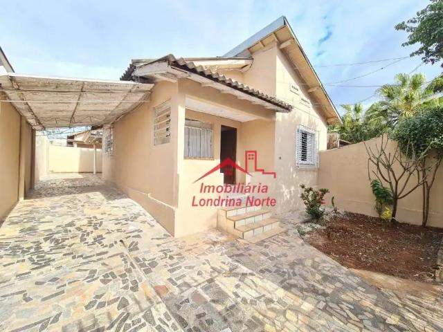 Casa / Sobrado para Locação em Londrina/PR Bancários 3 Quartos