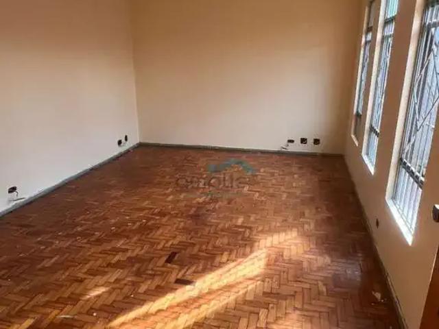 Casa / Sobrado para Locação em Londrina/PR Bandeirantes 4 Quartos