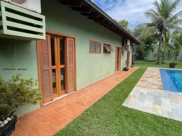 Casa / Sobrado para Locação em Londrina/PR Bela Suiça 4 Quartos