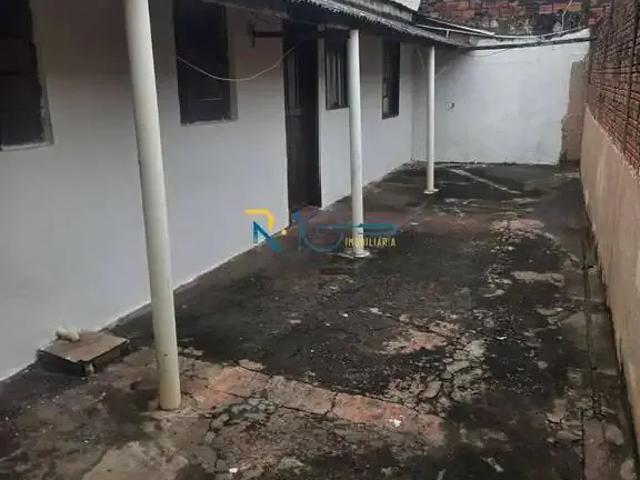 Casa / Sobrado para Locação em Londrina/PR Cafezal 1 Quartos