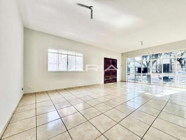 Casa / Sobrado para Locação em Londrina/PR Centro 3 Quartos