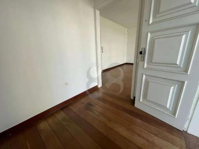 Casa / Sobrado para Locação em Londrina/PR Centro 4 Quartos