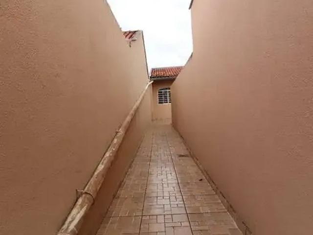 Casa / Sobrado para Locação em Londrina/PR Conjunto Habitacional Saltinho 2 Quartos