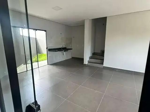 Casa / Sobrado para Locação em Londrina/PR Colúmbia 2 Quartos