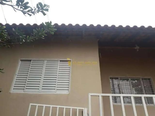 Casa / Sobrado para Locação em Londrina/PR Colúmbia 2 Quartos
