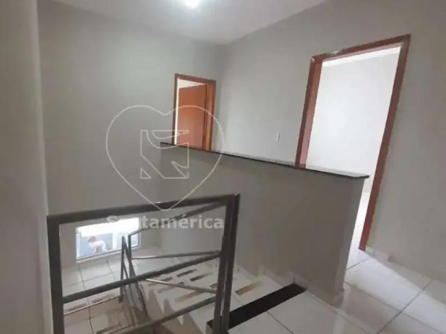 Casa / Sobrado para Locação em Londrina/PR Colúmbia 2 Quartos