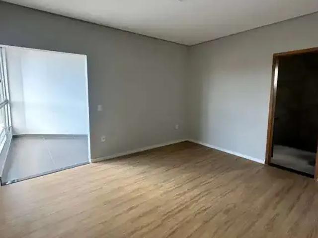 Casa / Sobrado para Locação em Londrina/PR Colúmbia 2 Quartos
